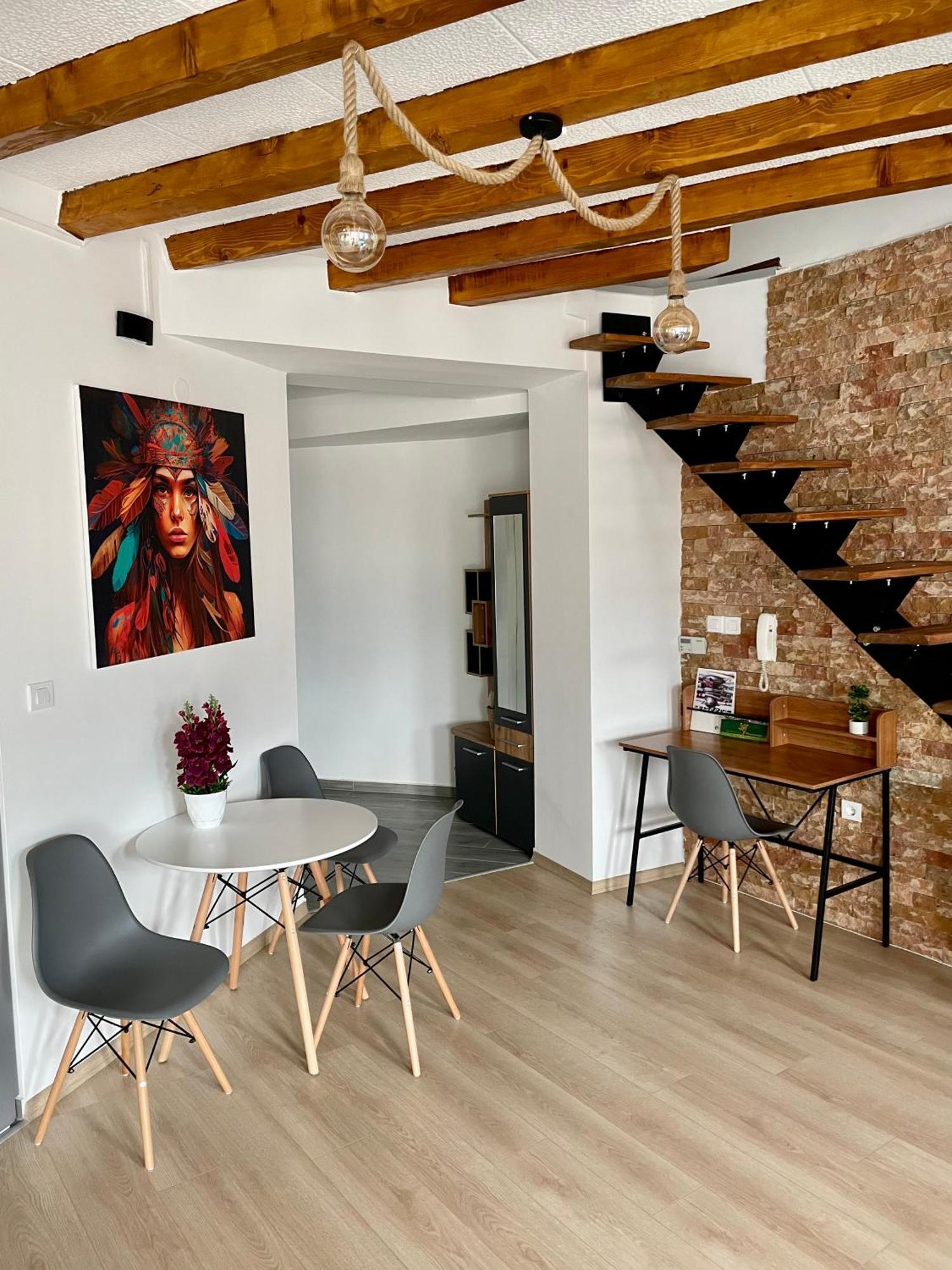 Gallery City Center Apartment Szkopje Kültér fotó