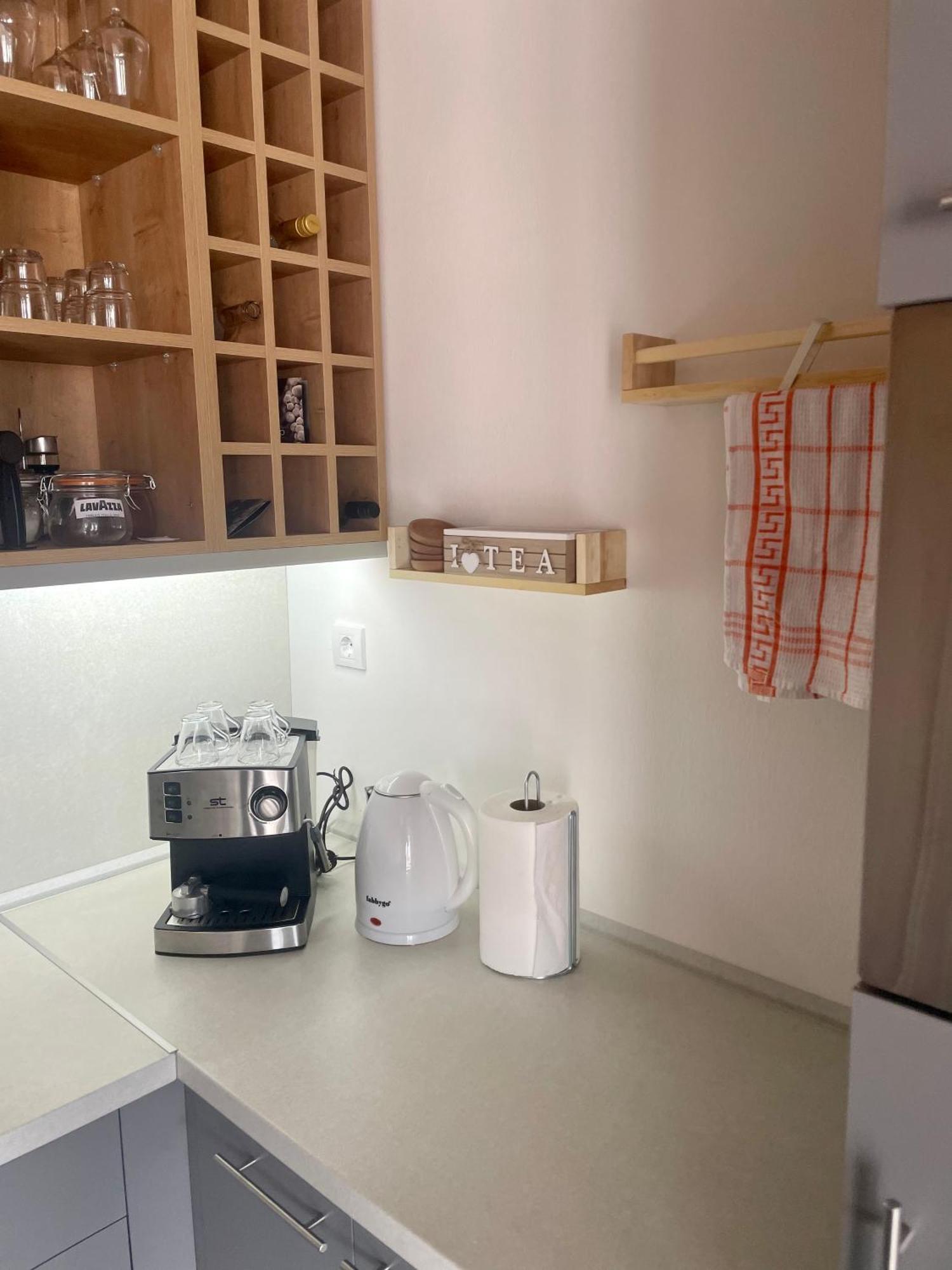 Gallery City Center Apartment Szkopje Kültér fotó