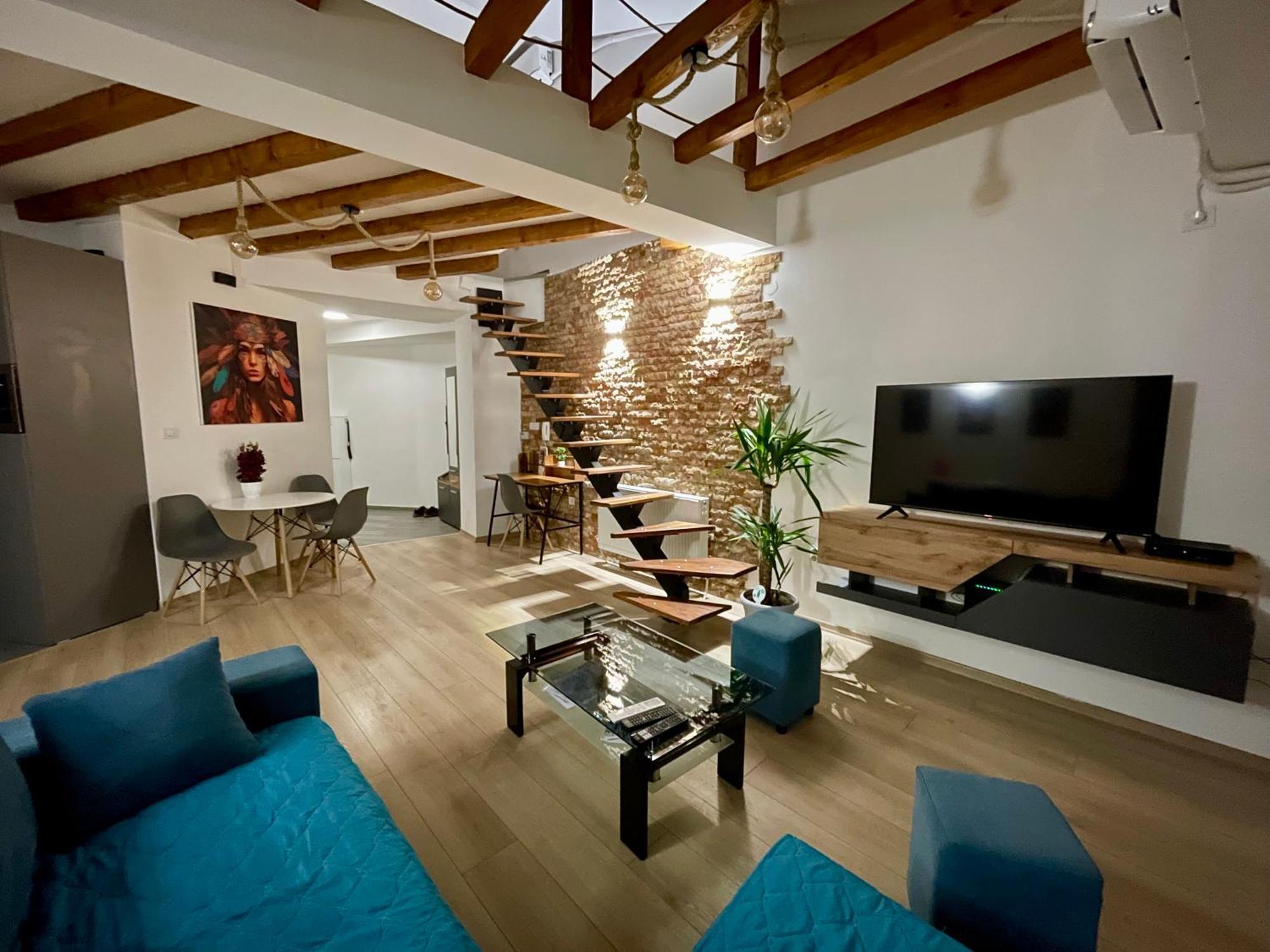 Gallery City Center Apartment Szkopje Kültér fotó